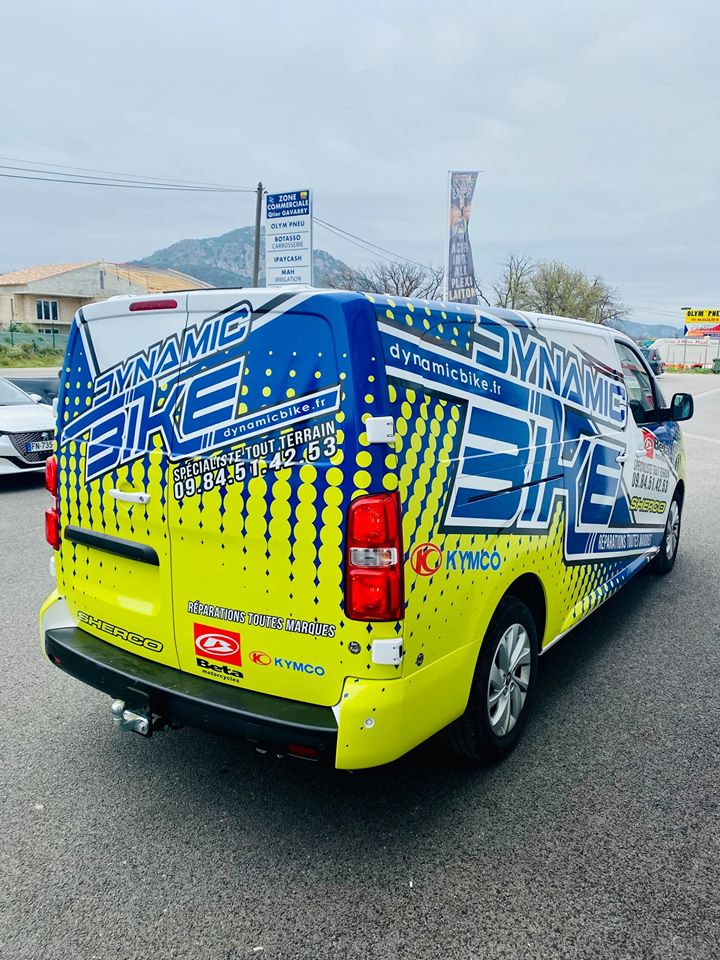 kleber gravure covering de vehicule