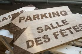 enseigne bois hyeres